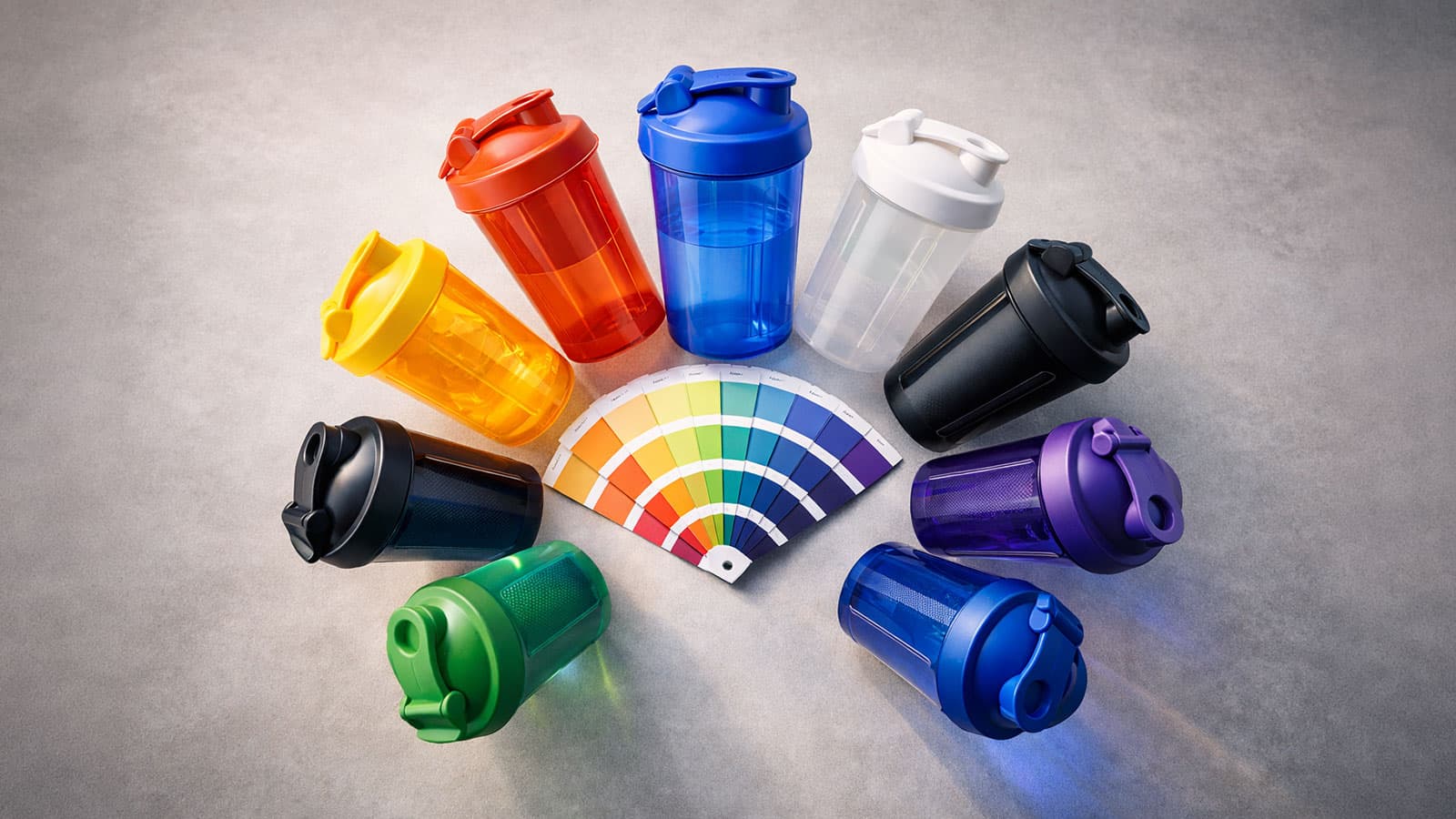Verschiedenfarbige Shaker und Trinkflaschen zeigen Farbpsychologie im Branding